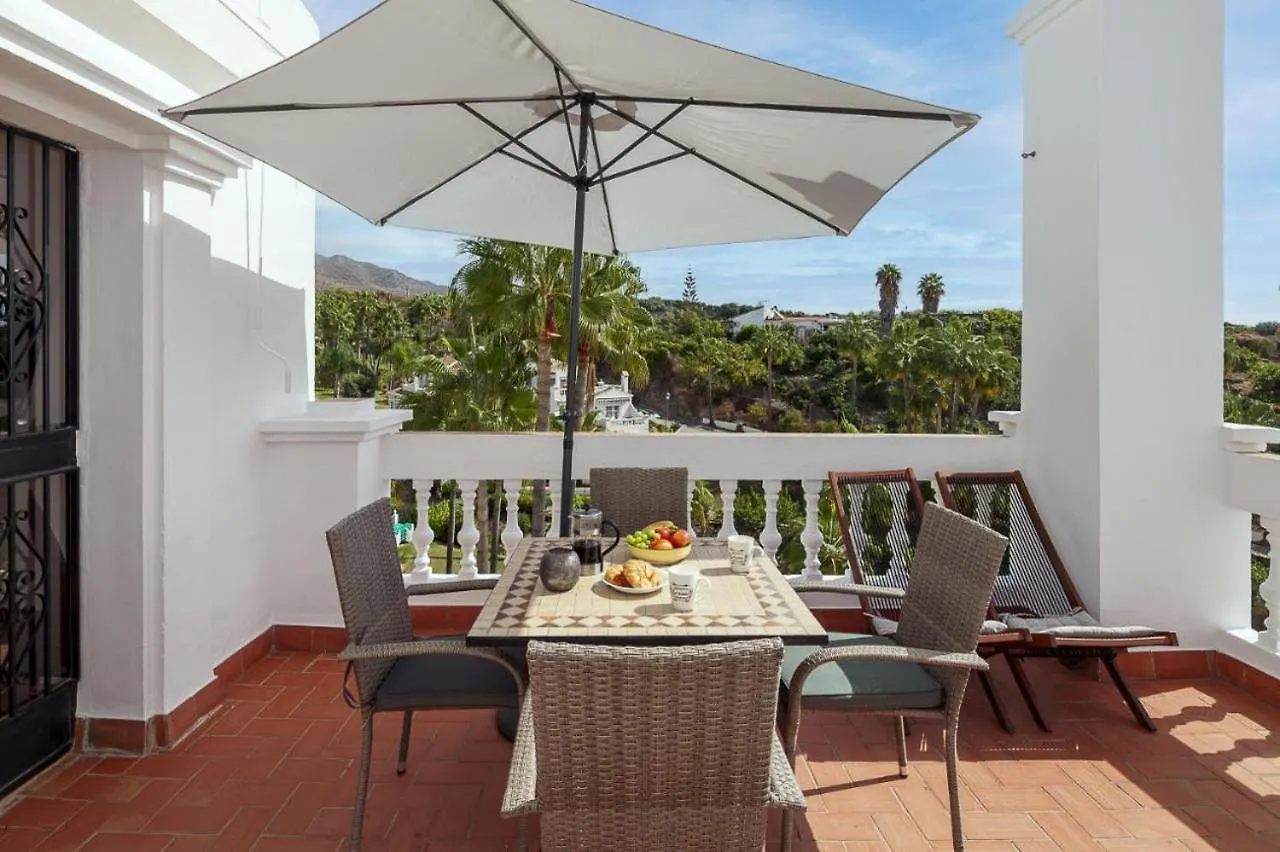 Las Palmas 4B Oasis Properties ネルハ